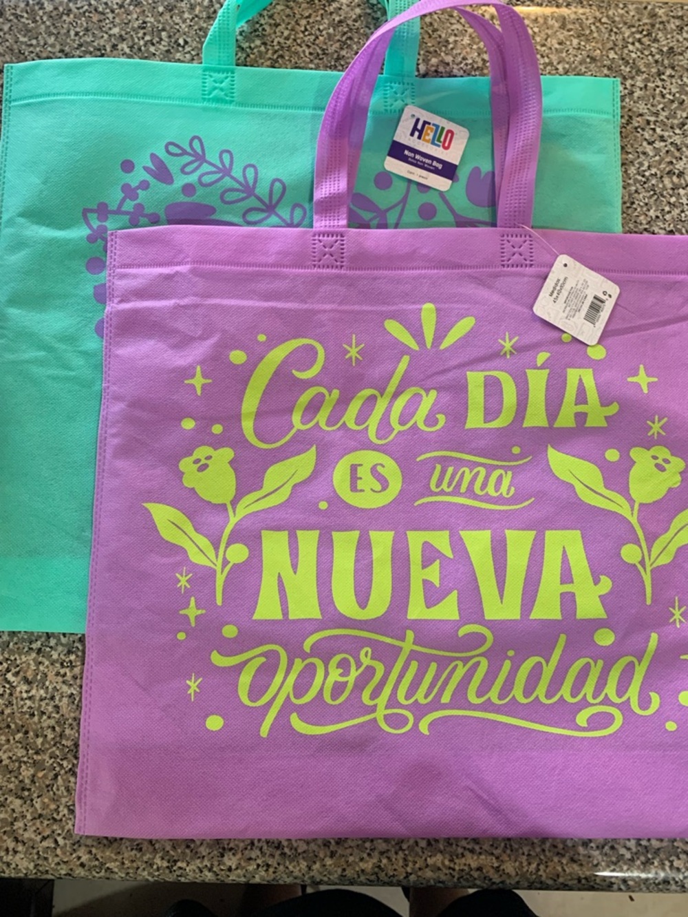 2 Tote Bags